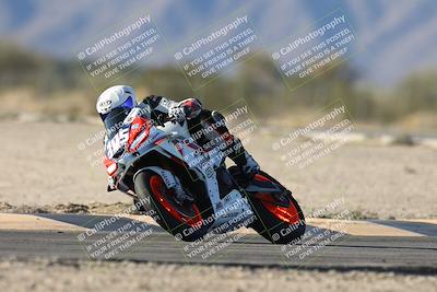 media/Dec-07-2025-CVMA (Sun) [[3e7d2de5dc]]/Race 12- Formula 40 MW and LW/